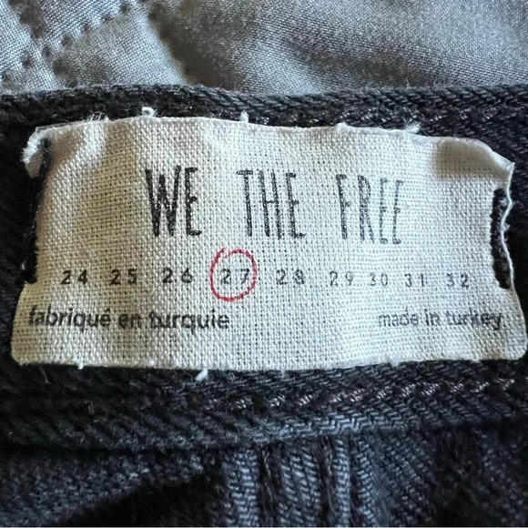We The Free Maggie Mid Rise Washed Black Distressed Jeans Size 27 - Picture 10 of 13